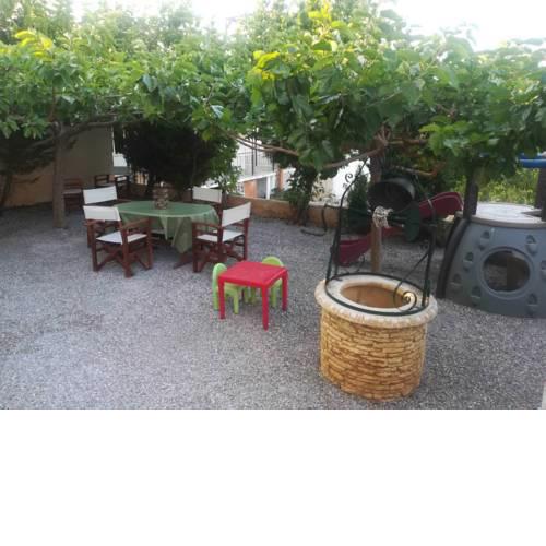 Relaxing house in Porto Rafti