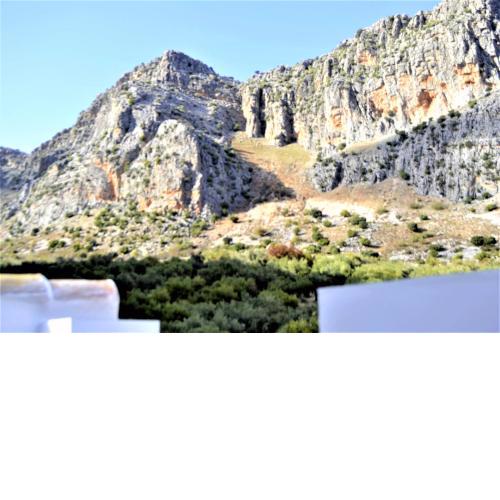 Remarkable 2-Bed House in Montejaque with Jacuzzi