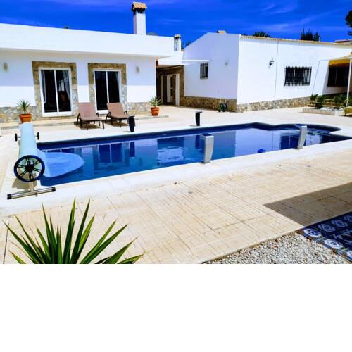 Remarkable 6-Bed Villa in Fortuna