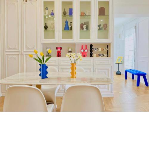 Renovated 23 2BR 6P Champs Elysées-Arc de Triomphe
