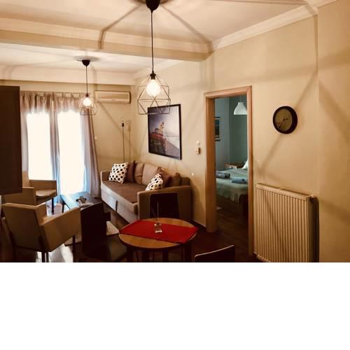 Renovated apartment near Helexpo