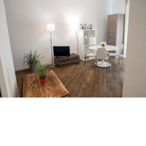 Renovated flat near Duomo - Lamarmora