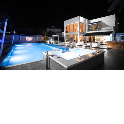 Rent Private Villa 011