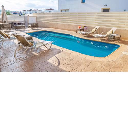 Rent Private Villa 035