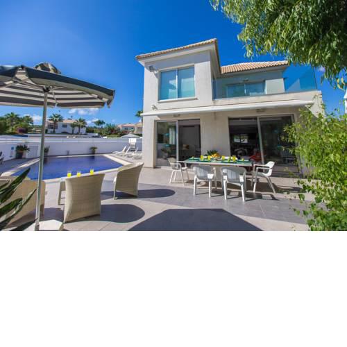 Rent Private Villa 497