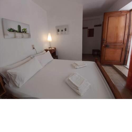 Rent Rooms Aleka