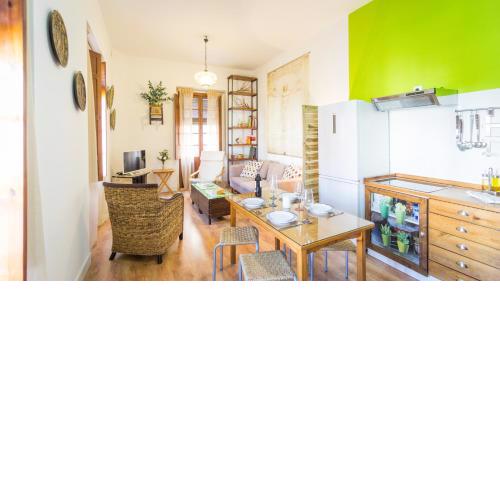 RentalSevilla Acogedor apartamento en pleno centro de Sevilla