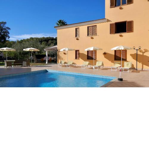 Residence con piscina a Sos Alinos