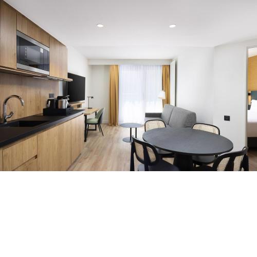 Residence Inn by Marriott Paris Didot Montparnasse