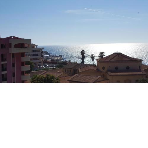 Residence Whitaker (pochi passi dal mare)