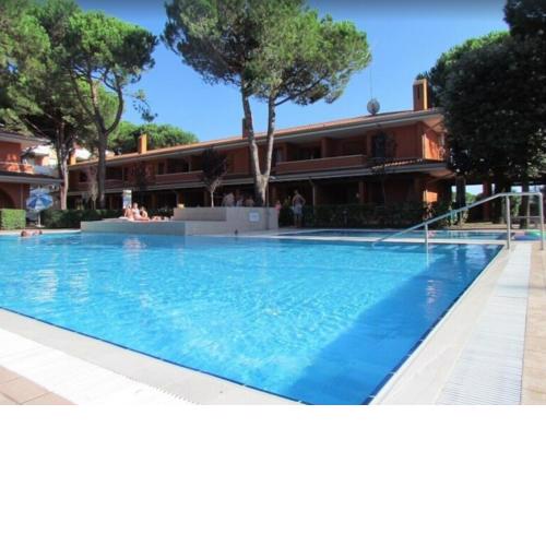 Residence with swimming pool - Air conditioning - Parking - Beach Place Included
