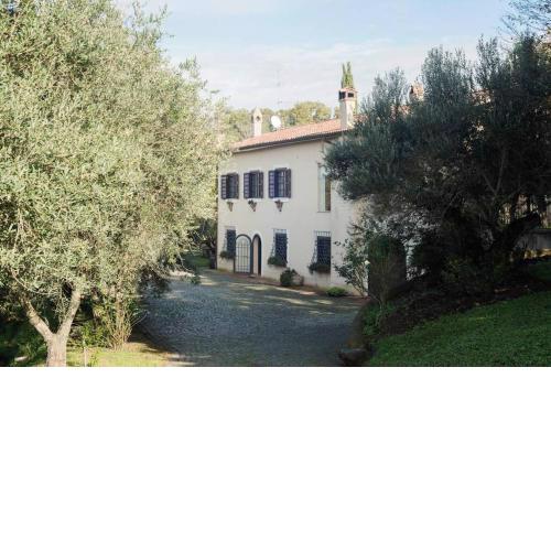 Residenza Fontana del Giglio - luxury villa - private pool garden