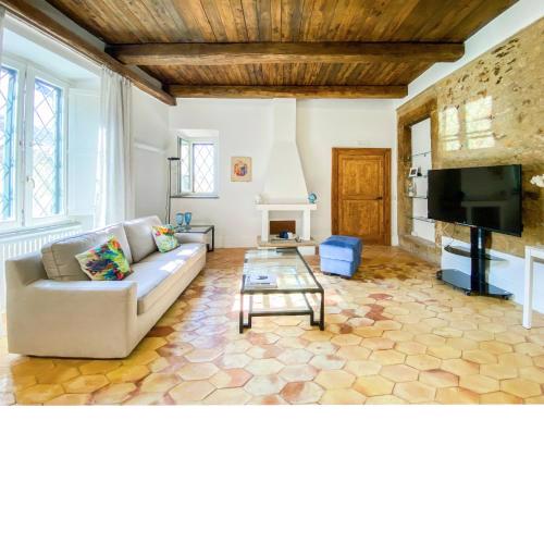 Residenza Ucci Alì