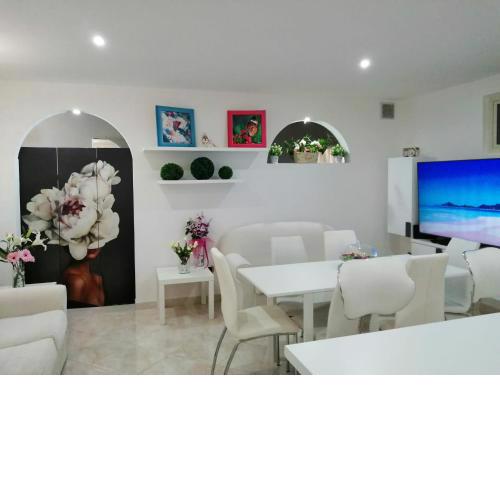 RESIDENZA VEM grazioso e rifinito Sottopiano - Underground floor
