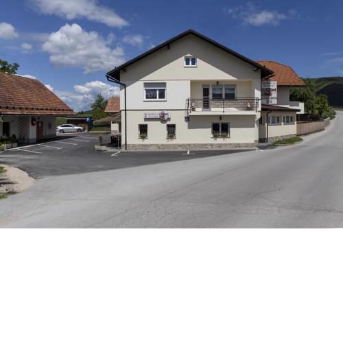 Restaurant & Apartments PRI STANI