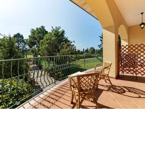Restful Villa in Albanella with Swimming Pool and hot tub