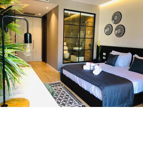 Retreat Apartments