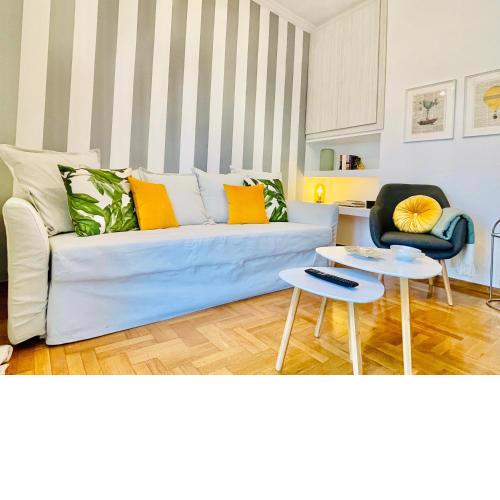 Retropolitan Bright Apartment