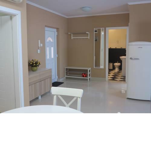 Rév Apartman