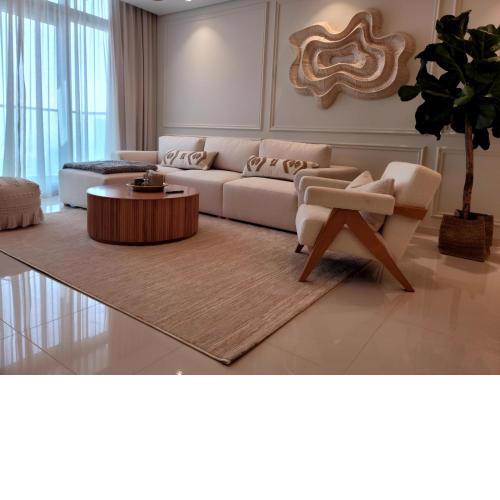 Reverie Stays - Picturesque & Modern 3Br with Full Burj Khalifa View