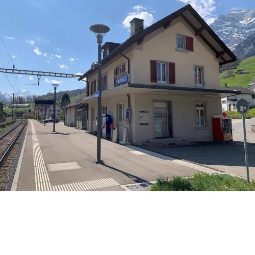 Revier schlicht und bahnsinnig