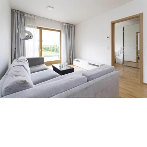 Rezidence Vltava - Apartment with garden and BBQ
