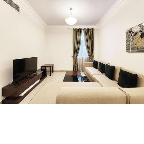 RH - Spacious & bright 01BR, Near mall of Emirates