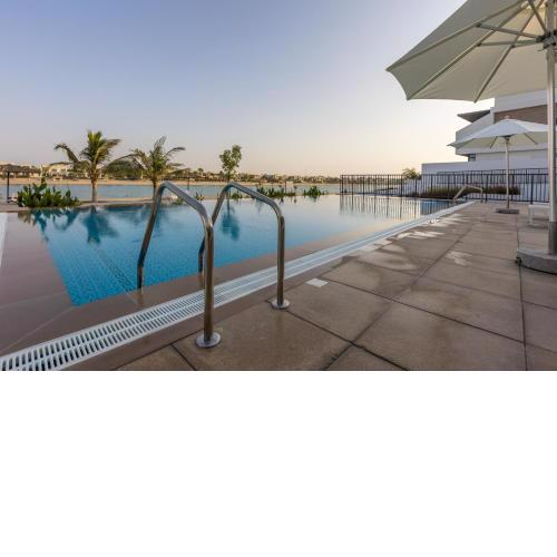 RH- 4BR spacious Private Pool Villa near Beach, Resort in RAK