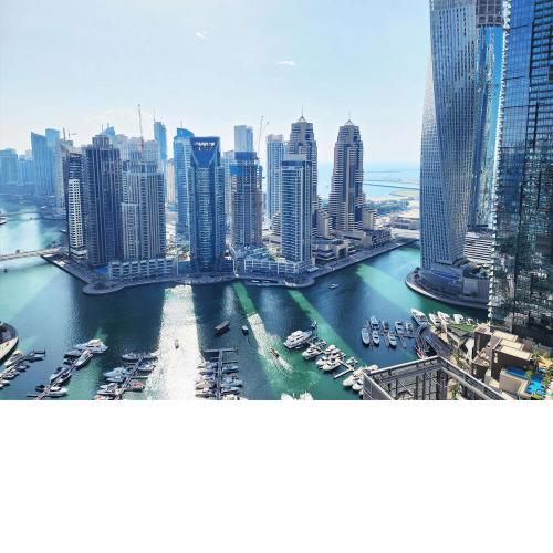 RH- Spacious & stylish Penthouse Escape, Marina