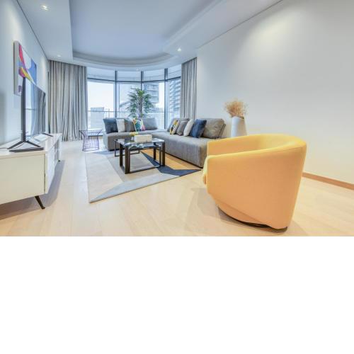 RH- Upscale Living in the Heart of the City, 02BR, Near Dubai Mall
