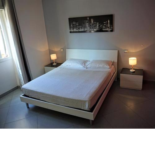 Rhome Away Marconi