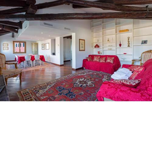 Rialto Canal View Apartment