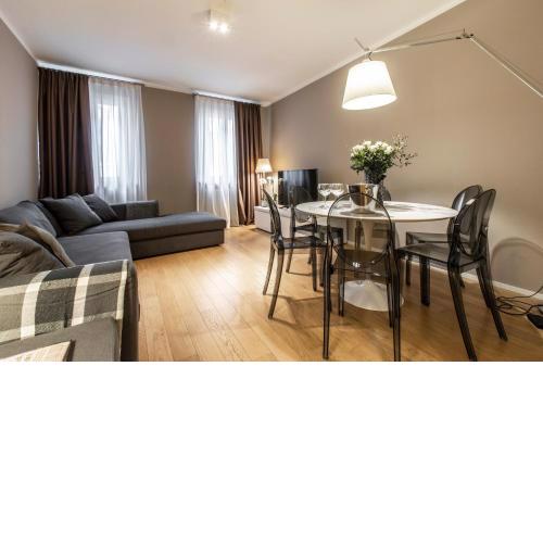 Rialto Canal View Deluxe R&R