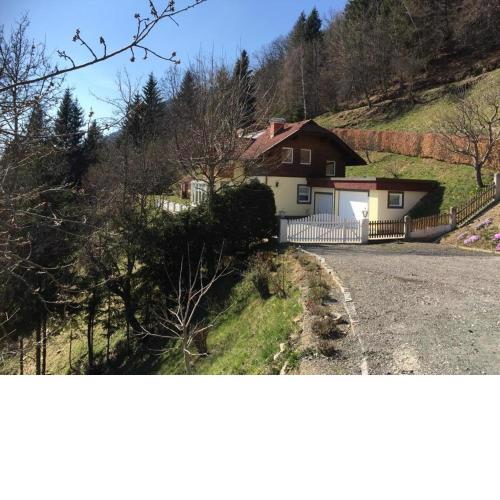 Riant gelegen ruime Villa