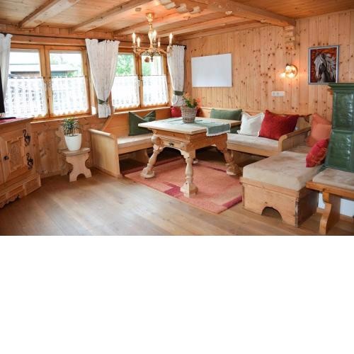 Riesige Chalet-Wohnung SAUNA, SKI-Radraum!, Lift!
