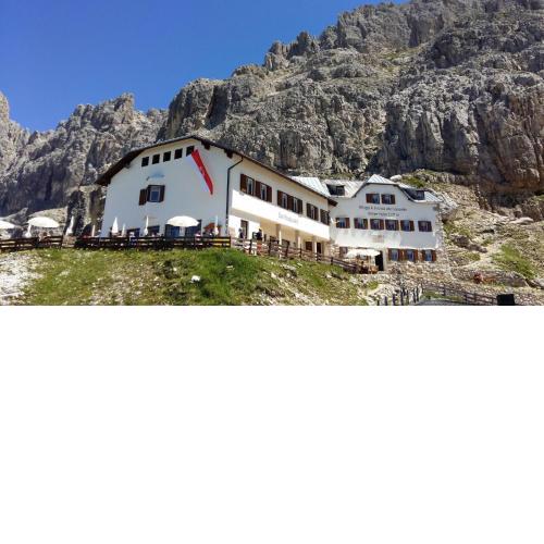 Rifugio Fronza alle Coronelle - Kölner Hütte
