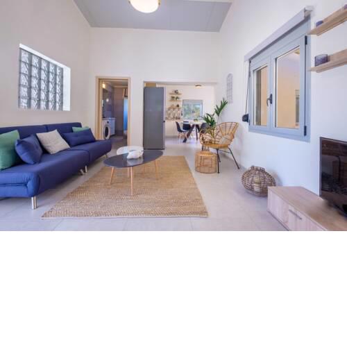 Rikia Seaside House