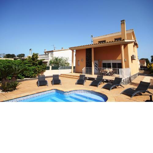 Riumar "Agostino", 300m to beach, private pool, On-Site-Service, dog beach