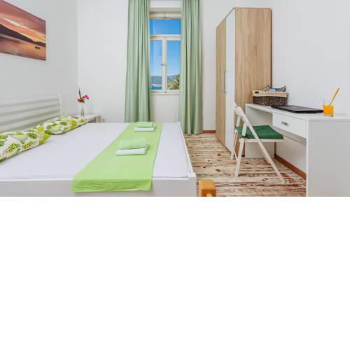Riva Guesthouse