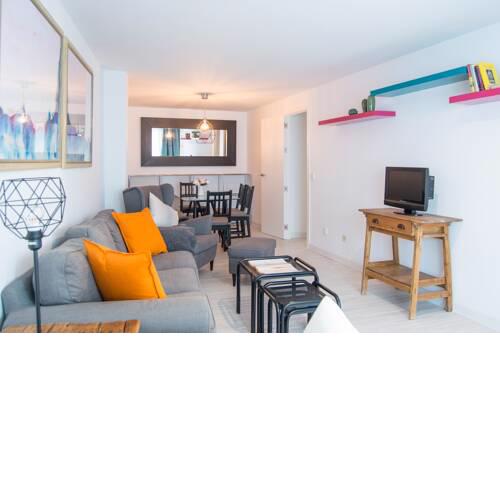 RIVERSIDE APARTMENT IN TRIANA (2BDR, AC & WIFI)