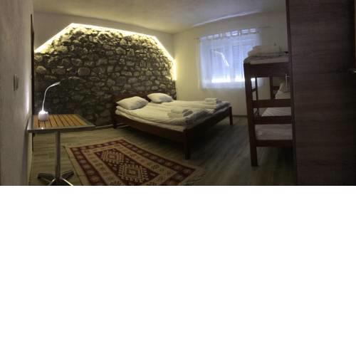 Riverside Guesthouse