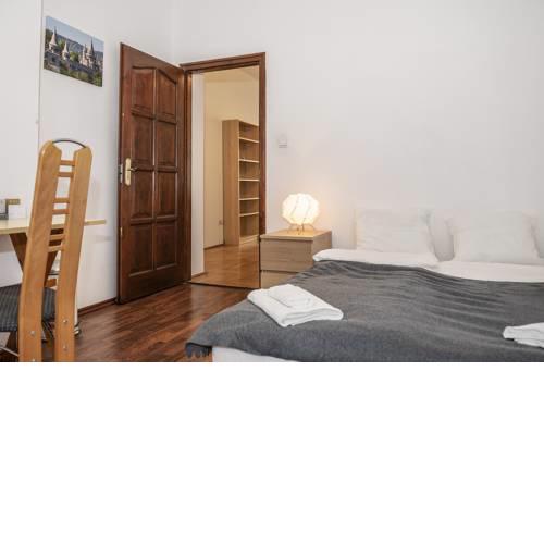 Riverside Park Apartment