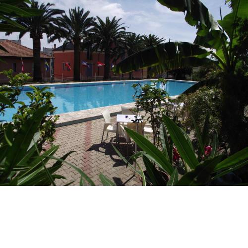 Riviera Apartments