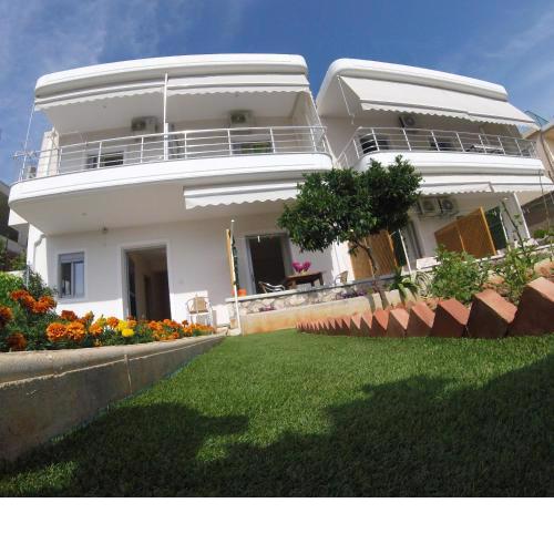 Riviera Rooms