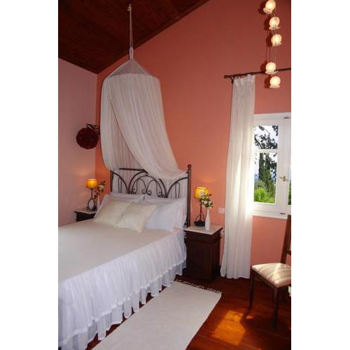 Riza Stone Cottage