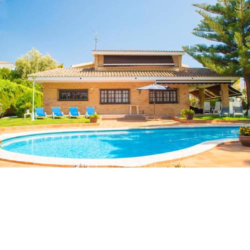 Roda de Bera Villa Sleeps 9 Pool