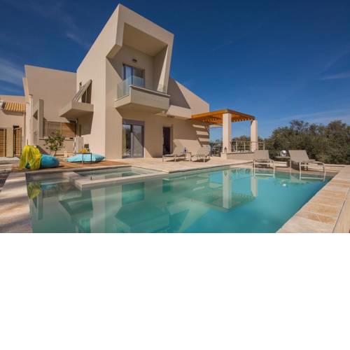 Roda Villa Sleeps 4 Pool Air Con WiFi