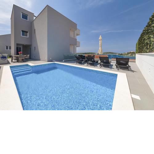 Rogoznica Villa Sleeps 10 Pool Air Con WiFi