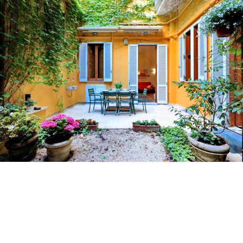 ROMAC Coronari with gym, sauna and garden