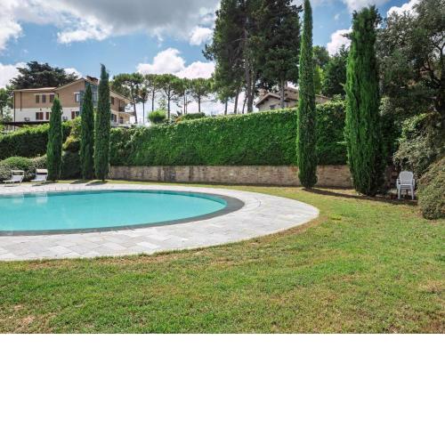 Romantic Apartment in Mombaroccio with Swimming Pool